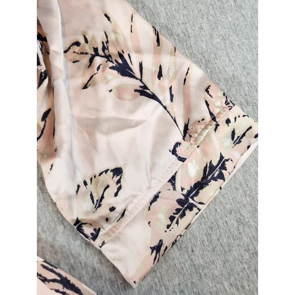 House of Harlow 1960 Robe Women Medium Pink Navy Leaf Print Satin Belted Pockets